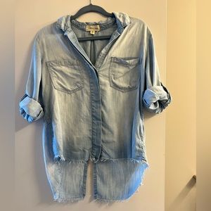 Anthropologie Cloth & Stone size S jean buttondown